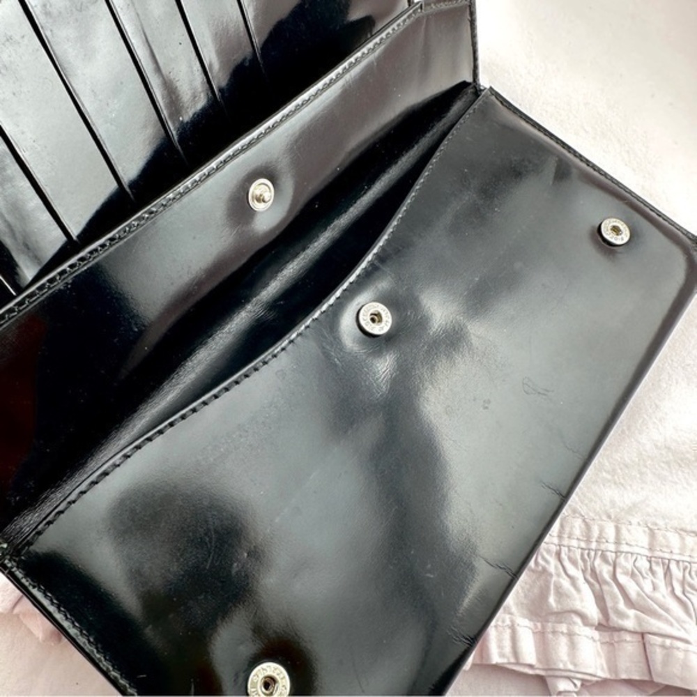 EXCELLENT CONDITION Prada wallet in black. - Picture 4 of 15